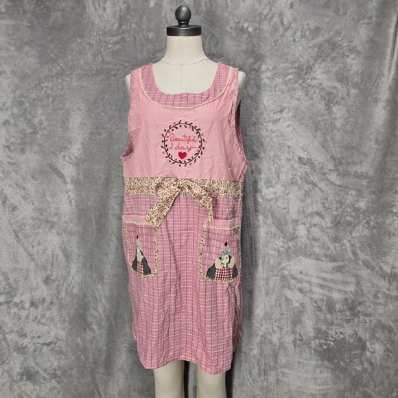 KC Trading Co Dresses & Skirts - KC Trading Co Apron Women One Size Pink Gingham Embroidered Beautiful Day Kawaii